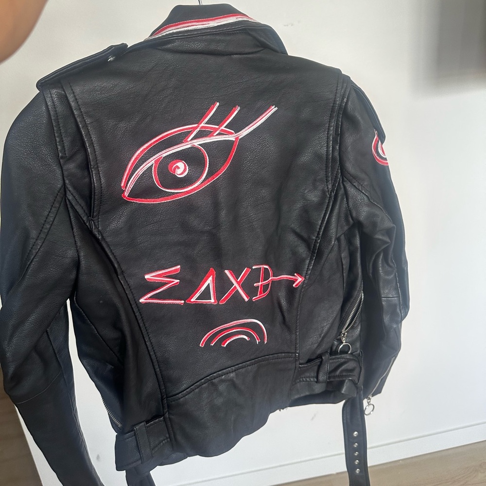 ZARA leather jacket ! Adorable just doesn’t get worn enough :(